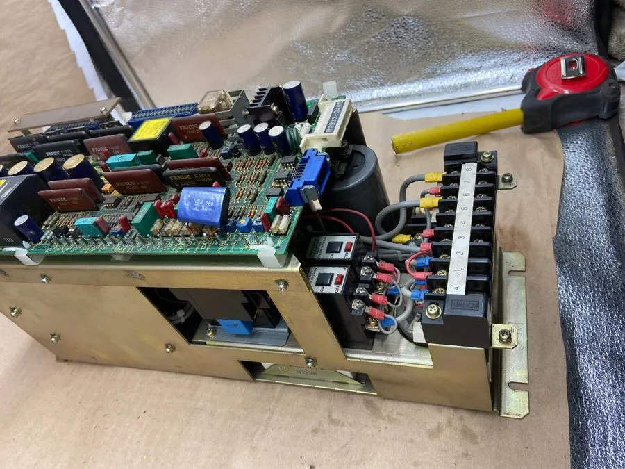 Сервоусилитель FANUC VELOCITY CONTROL UNIT A06B-6047-H041 / A20B-0009-0320/11D