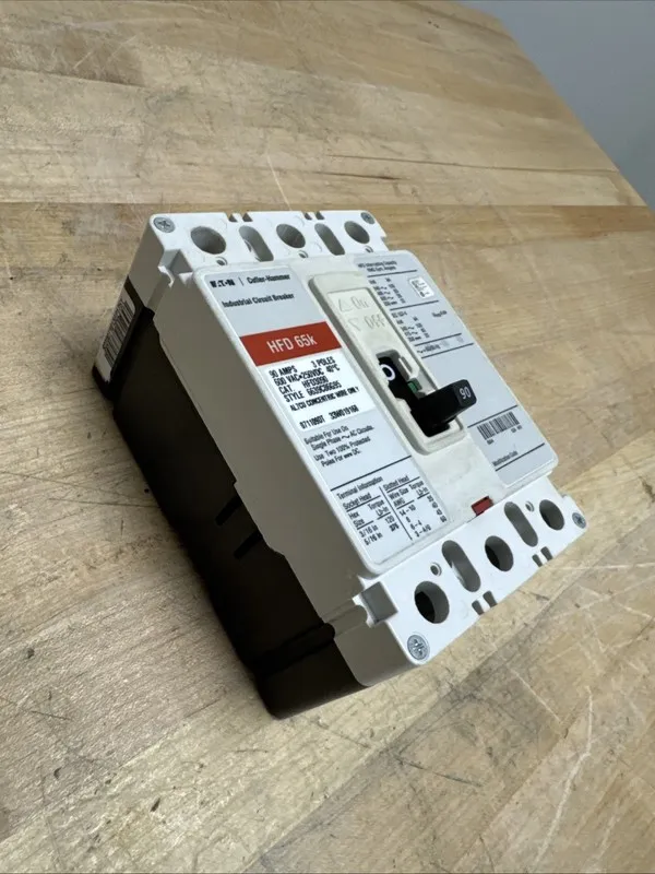 Автоматический выключатель Square D HFD3090 Circuit Breaker 90A 480V 3P 65k 90 A