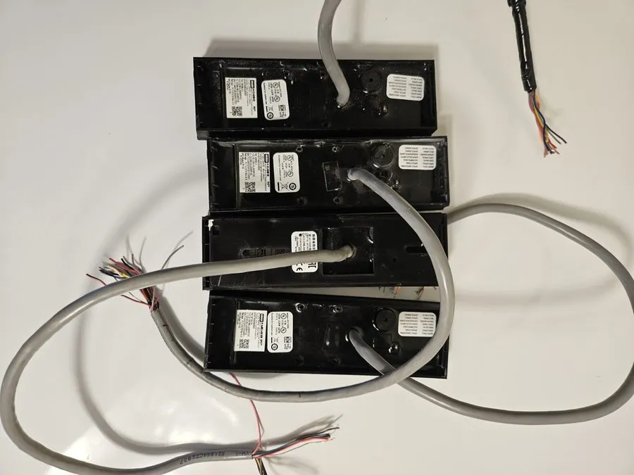 Оборудование видеонаблюдения 4X HID iCLASS SE R15 Mullion er 910NTNNEK00000 — фото лота 1