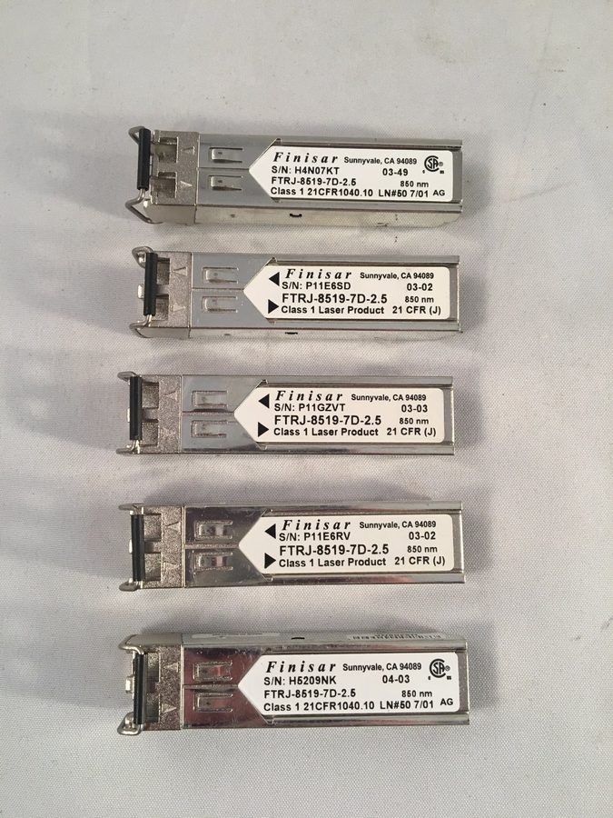 Трансивер Finisar FTRJ-8519-7D-2.5 2GB Short Wave Fibre Channel Transceiver