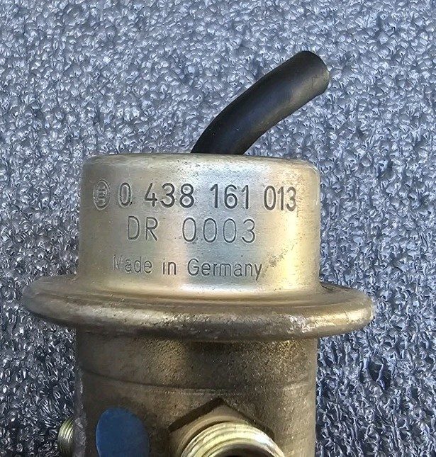 Реле Mercedes R107 560SL W126 420SEL 560SEC 560SEL AC Compressor Relay 002545180 — фото лота 1