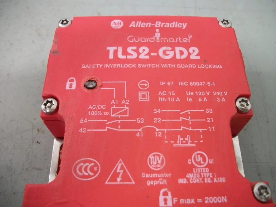 Реле безопасности Allen Bradley TLS2-GD2 Guardmaster Safety Switch 440G-T27177 /
