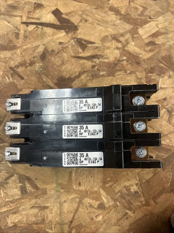 Автоматический выключатель EGB34035 Square D Miniature Circuit Breaker 3-Pole 48
