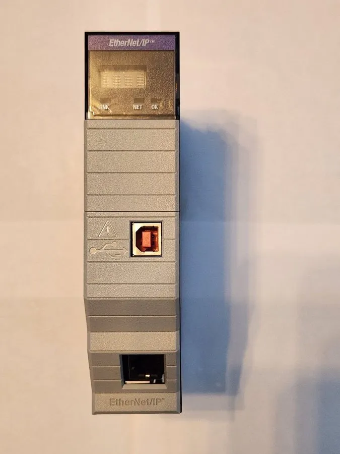 Коммуникационный модуль Allen Bradley 1756-EN2T /D ControlLogix EtherNet/IP