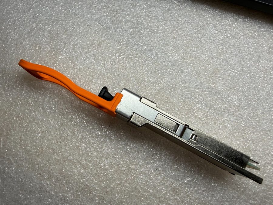 Трансивер Finisar FTL410QD3C QSFP-40GBase-SR4 LN#50 QSFP Optical Transceiver — фото лота 1