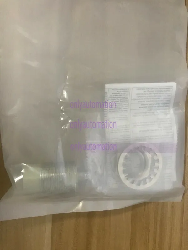 Датчик приближения E2E-X20MD1-M1G