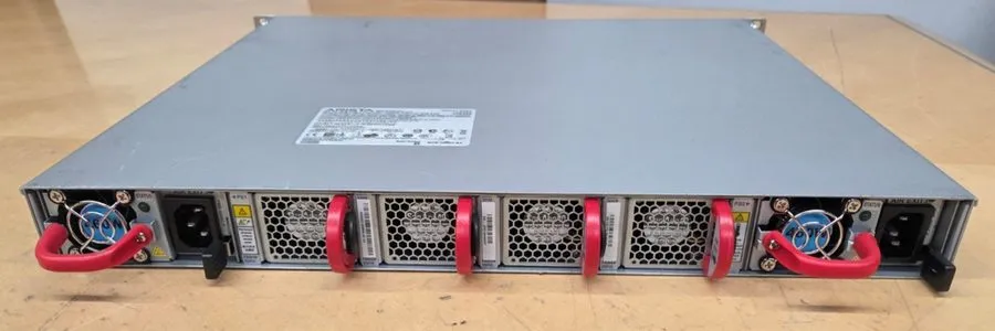 Коммутатор ARISTA 7050T-64 Switch DCS-7050T-64