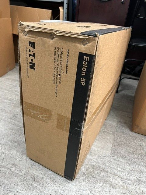ИБП Eaton Tripplite 5P1500RC Eaton 5P 1500VA 1100W 120V Line-Interactive UPS, 5- — фото лота 2