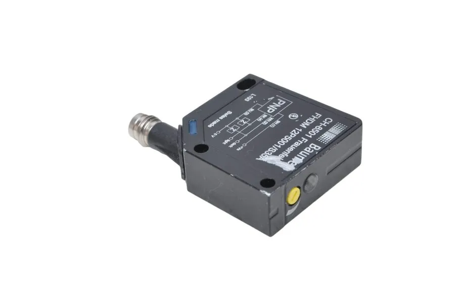 Фотоэлектрический датчик Baumer FHDM 12P5001/S35A Photoelectric Sensor PNP, 15-3