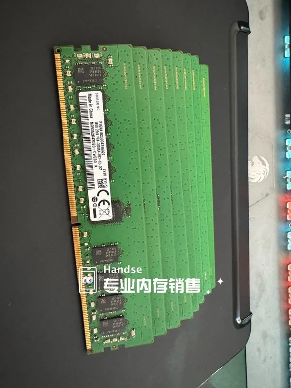 Модуль памяти Samsung 16GB 2RX8 PC4-3200AA-RE2-12 DDR4 3200 ECC RDIMM Server Wor