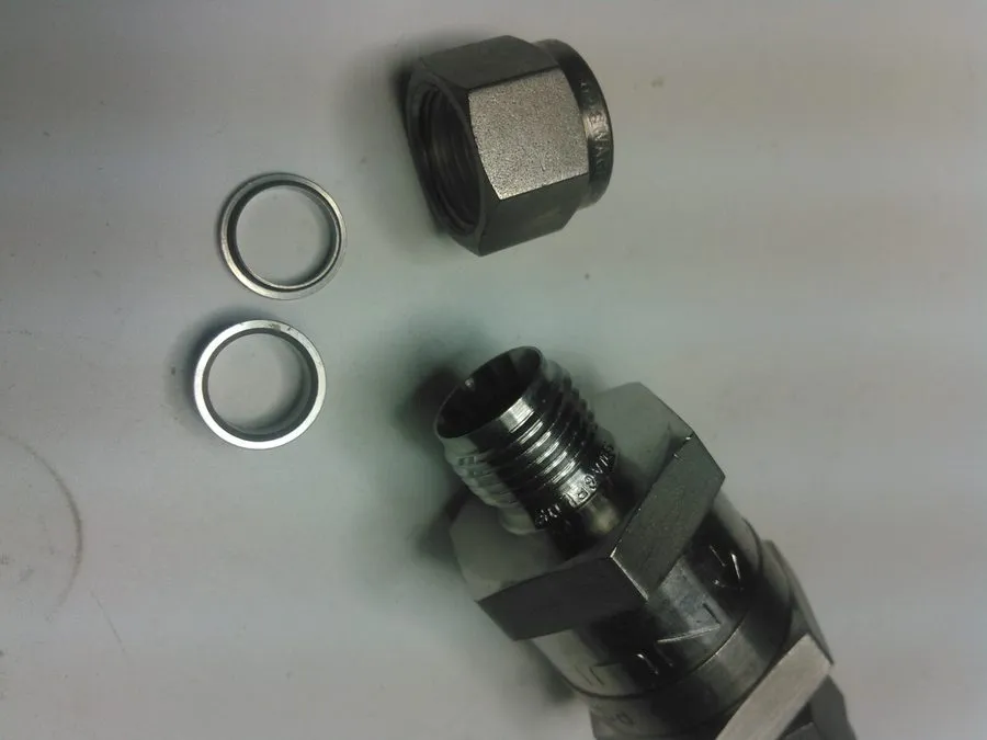 Клапан Swagelok SS-6C-5 Stainless Steel Poppet Check Valve FNSP