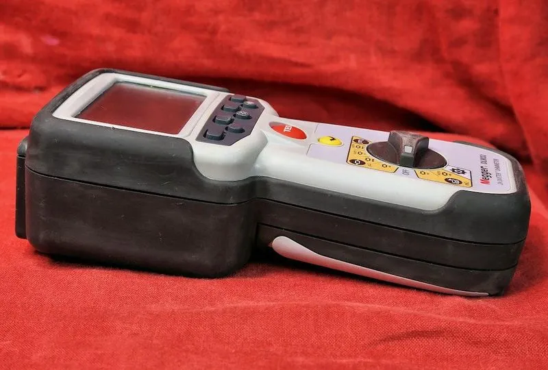 Тестер Megger DLRO2 2A Low Resistance Ohmmeter — фото лота 2