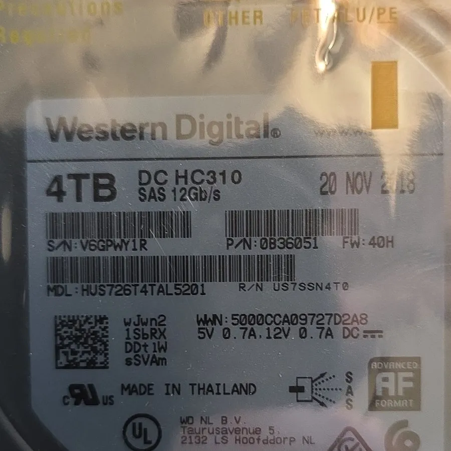Жёсткий диск Western Digital Ultrastar DC HC310 4TB 3.5in SATA 6Gb/s 7200RPM 256 — фото лота 1