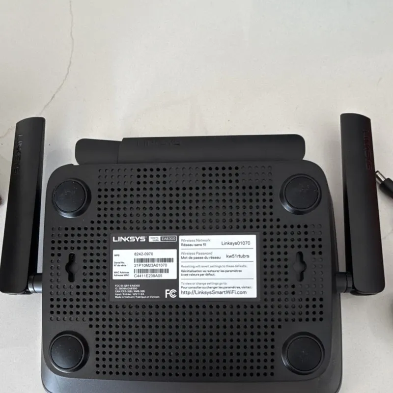 Маршрутизатор Linksys EA8300 Tri-Band Wireless Router AC2200, 4-Port Gigabit, Bl