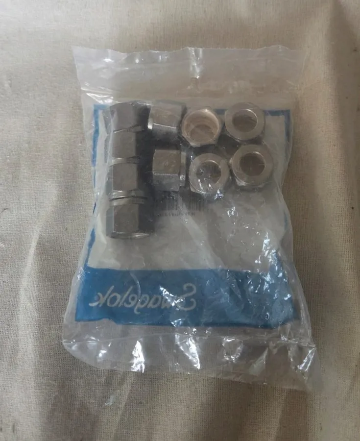 Фитинг Bag of 10 SWAGELOK SS-812-1 NUT