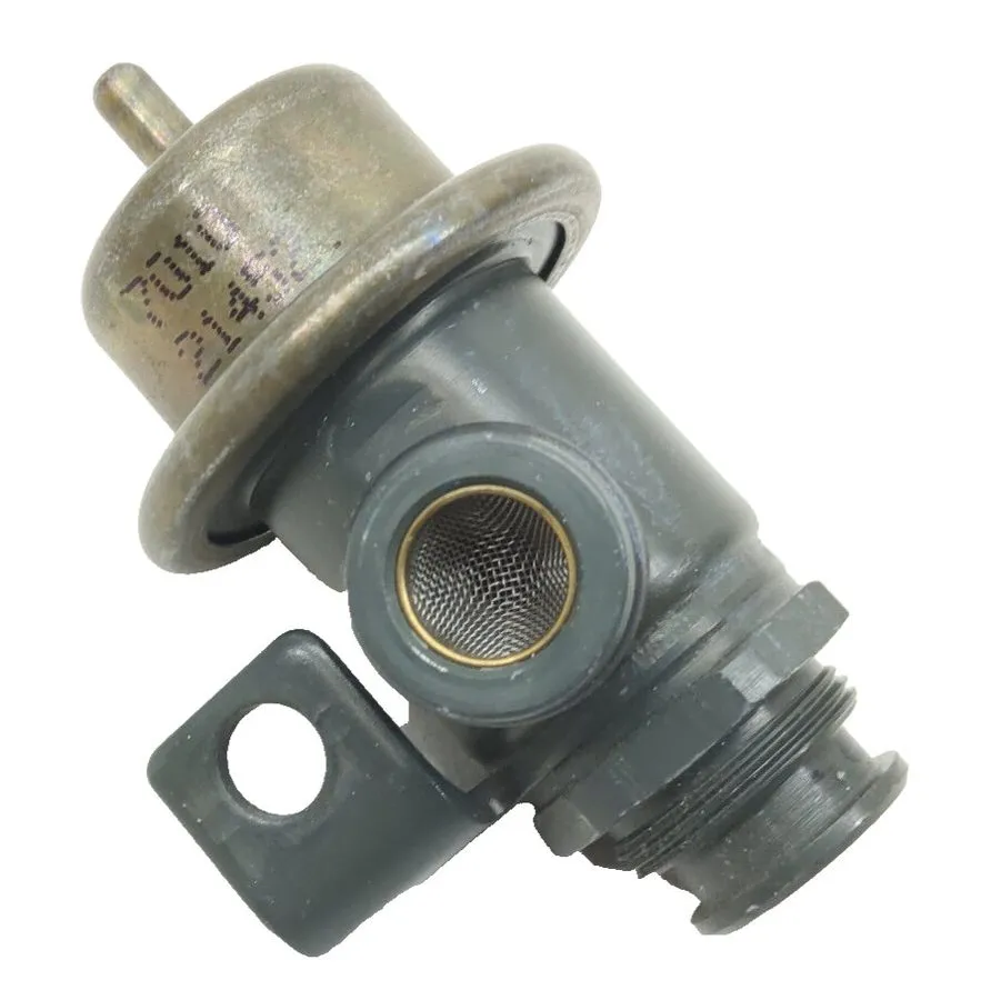 Трубопроводная арматура Saturn GM 21007005 Fuel Pressure Regulator Assembly — фото лота 2