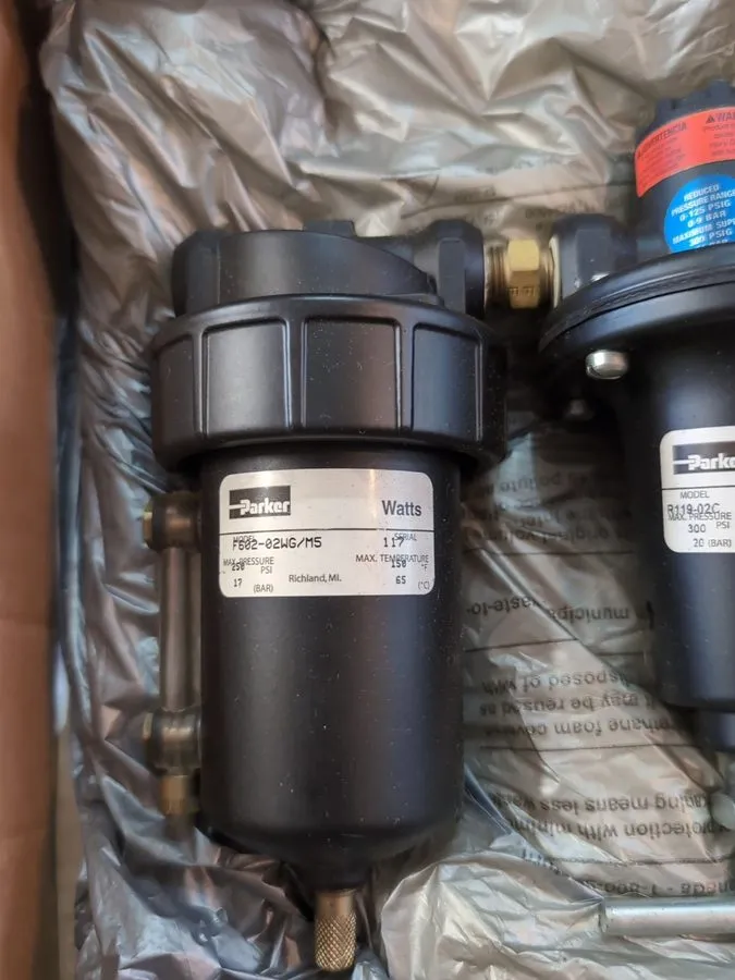 Регулятор давления Parker Watts Pneumatic Regulator R119-02C Size 1/4 Max 300 PS
