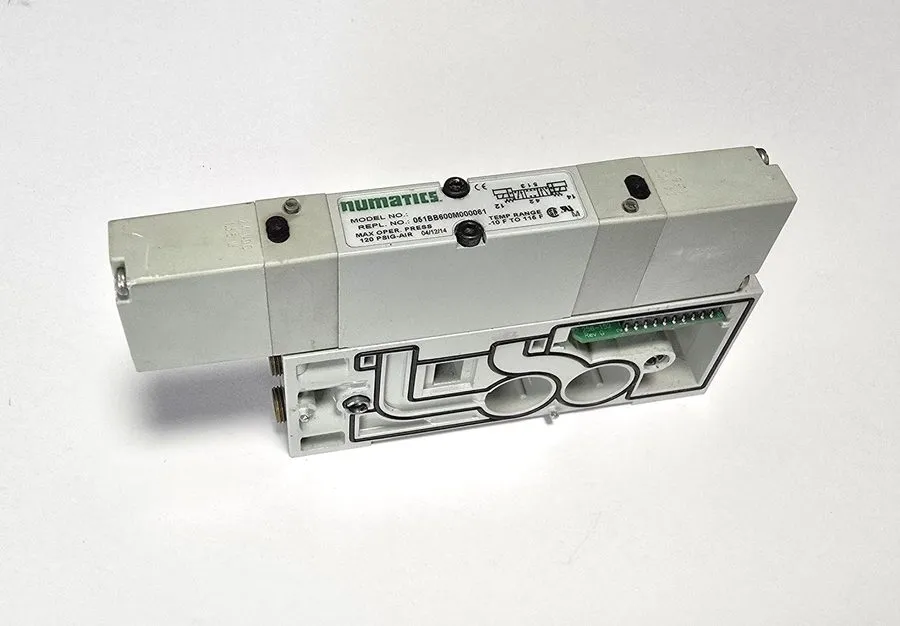 Электромагнитный клапан Aventics 051BB600M000061 Solenoid Valve 24VDC Coil 1.35W