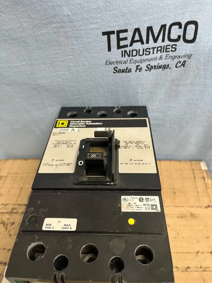 Автоматический выключатель PULLOUT Square D KCL34200 Circuit Breaker 3P 200A 65k