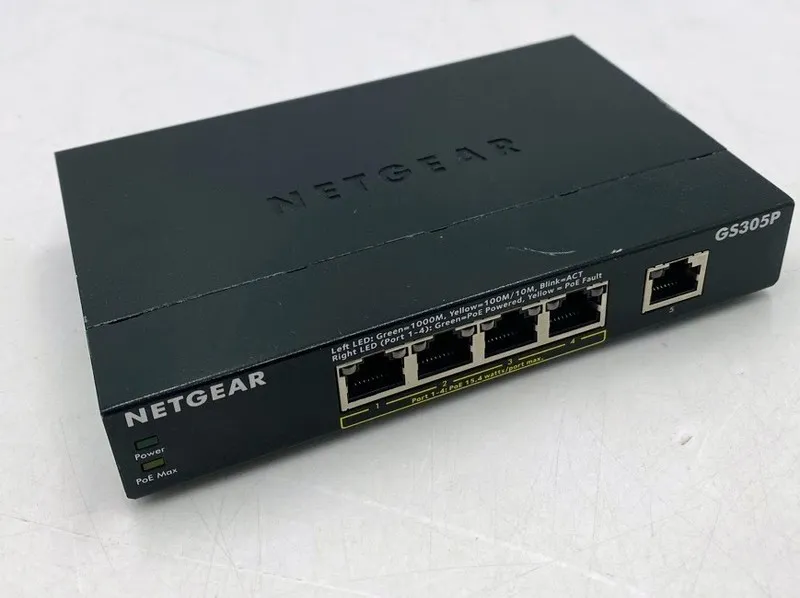 Коммутатор NETGEAR GS305P 5-Port Gigabit Ethernet PoE + Unmanaged Switch (63W)