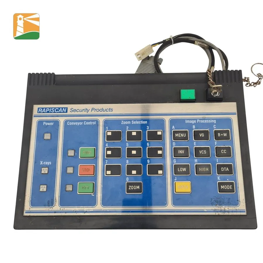 Оборудование видеонаблюдения Rapiscan Systems X-Ray Baggage Scanner Operator Con
