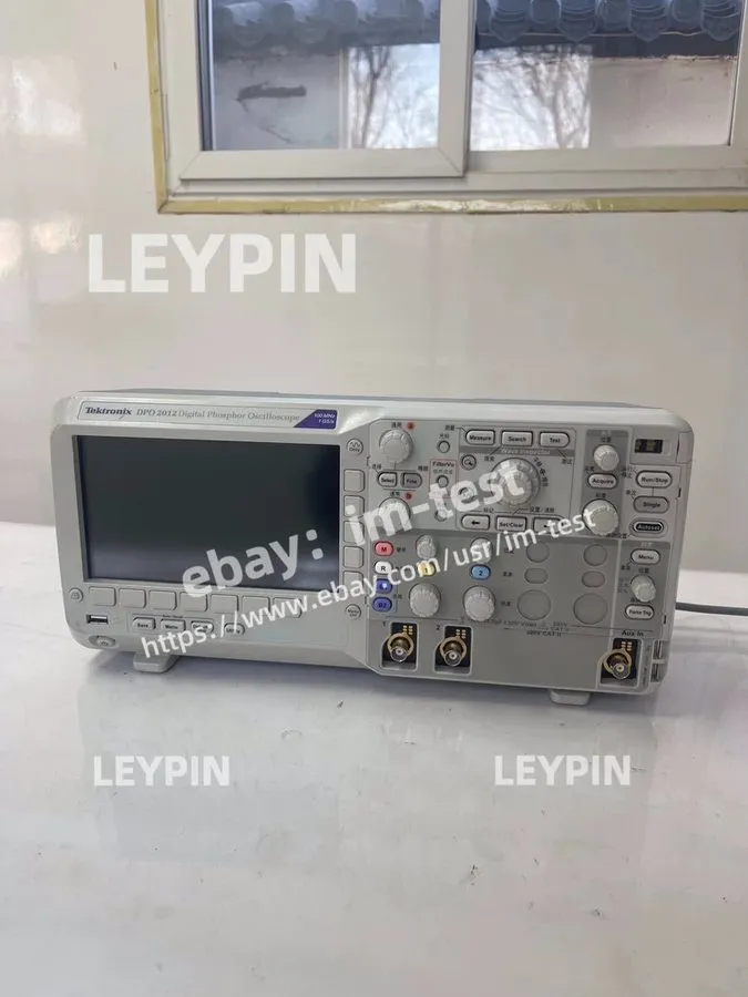 Осциллограф Tektronix DPO2012 100MHz 2CH 1GS/s Digital Phosphor Oscilloscope
