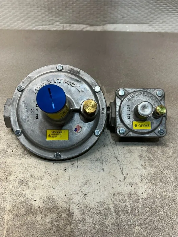 Трубопроводная арматура Maxitrol 5PSIG Class 1 Gas Regulator 325-5L48 w/ OPD48 P