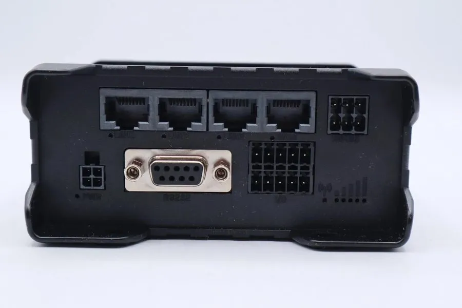 Маршрутизатор Teltonika Rut956 3-Port Switch LTE Cellular Router RUT956A00A00 — фото лота 2