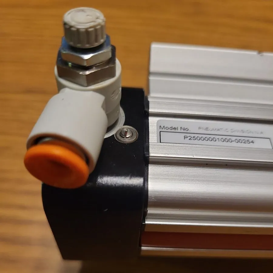 Пневмоцилиндр Parker P25000001000-00254 Pneumatic Cylinder 250mm Bore 1000mm Str — фото лота 2
