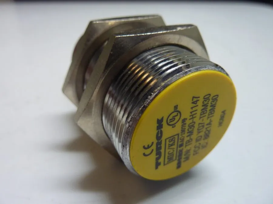 Считыватель RFID Turck 7030003 TB-M30-H1147 RFID HF Transceiver/write head