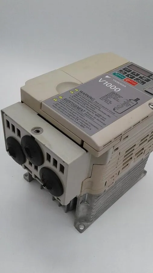 Частотный преобразователь Yaskawa V1000 VFD CIMR-VU4A0004FAA 480VAC 4.1A Inverte