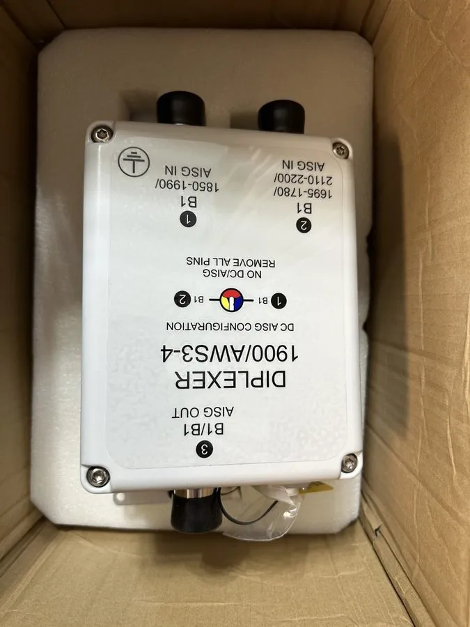 Коммутатор KAELUS DBC0051F3V51-2 Dual Band Combiner, PCS and Aws, Indoor/outdoor — фото лота 1