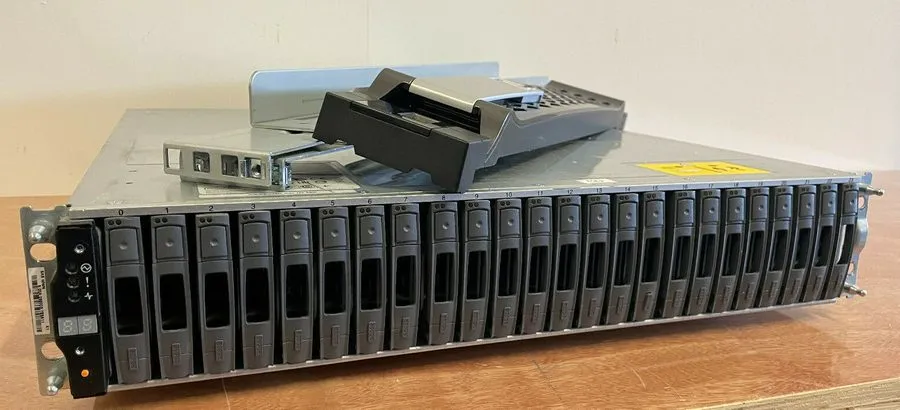 Контроллер СХД Netapp FAS2552 dual psu, 1 111-01317 controller, 24 drive trays