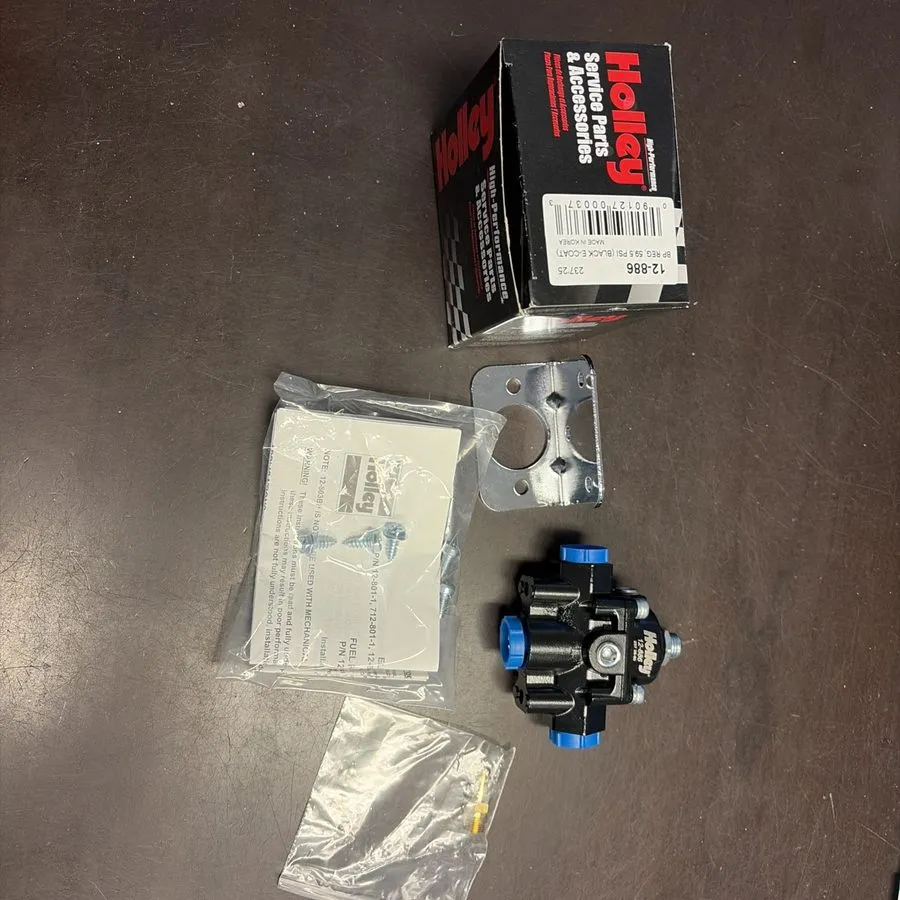 Трубопроводная арматура Holley 12-886 Adjustable EFI Fuel Pressure Regulator 15-
