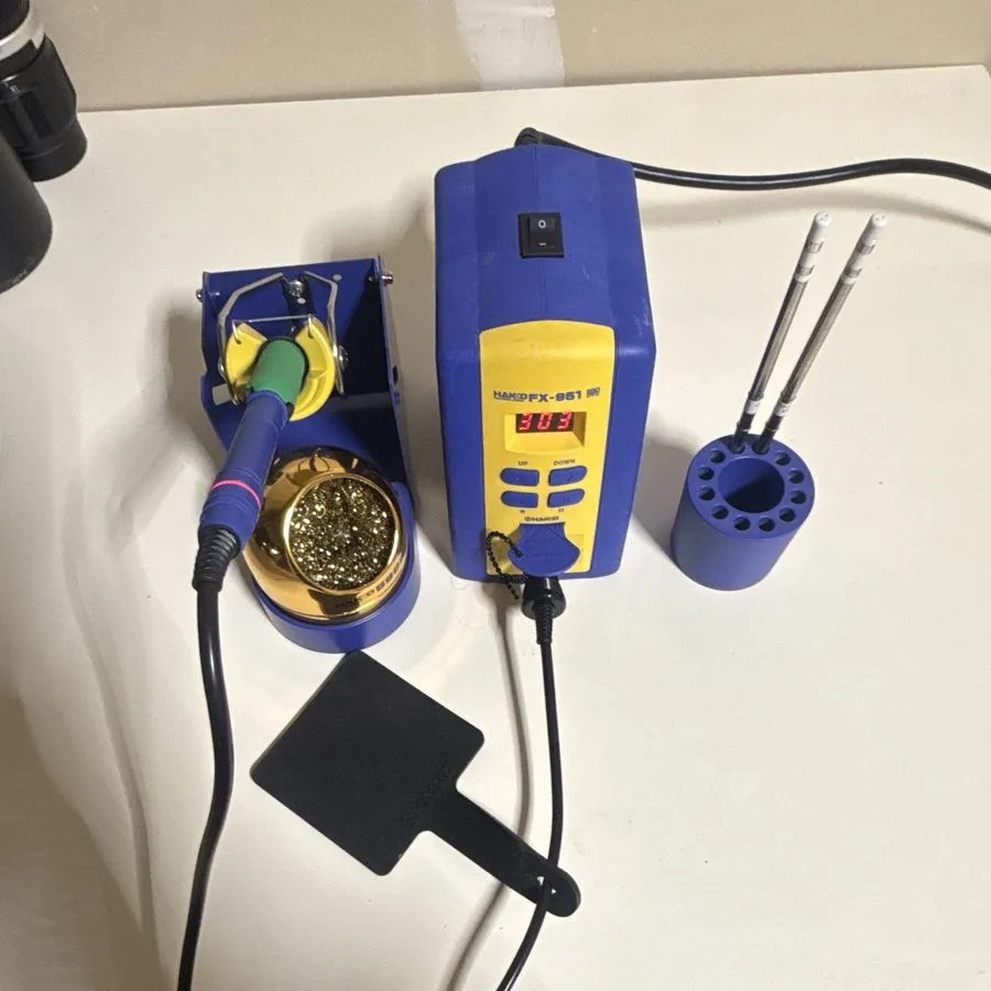 Паяльная станция HAKKO Fx951-66 Esd-safe Soldering Station 75w 24v. Description