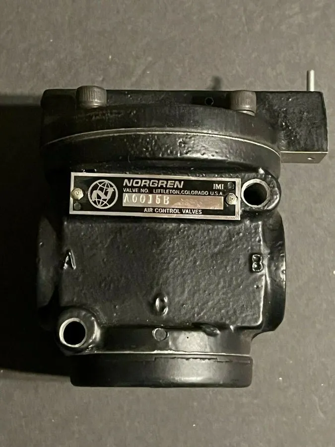 Пневмоклапан C.A. NORGREN A0015B PNEUMATIC AIR CONTROL VALVE T42197