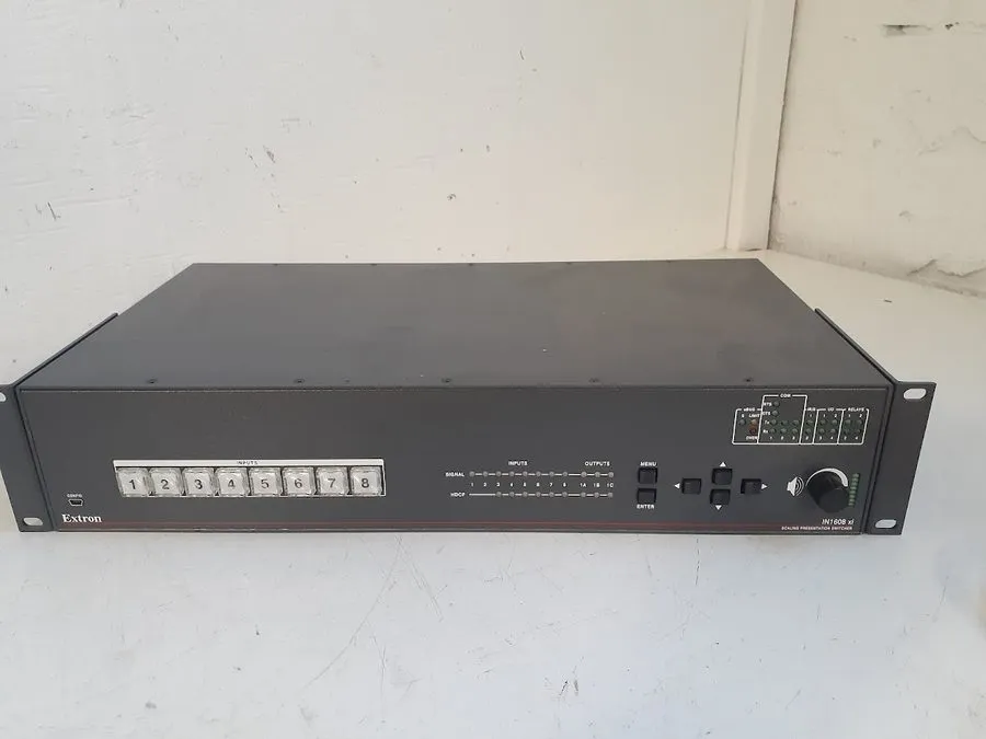 Видеокоммутатор Extron IN1608 DTP 330 Extension Scaling Presentation Switcher