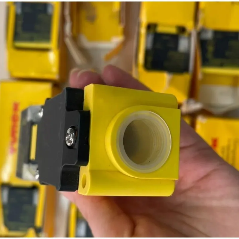 Датчик приближения Turck NI40U-CP40-AP6X2 1X Turck Proximity switch sensor