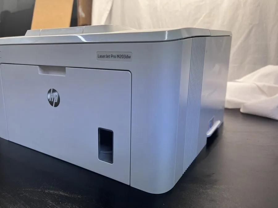 Лазерный принтер HP LaserJet Pro M203dw Small Office Monochrome Laser Printer — фото лота 2