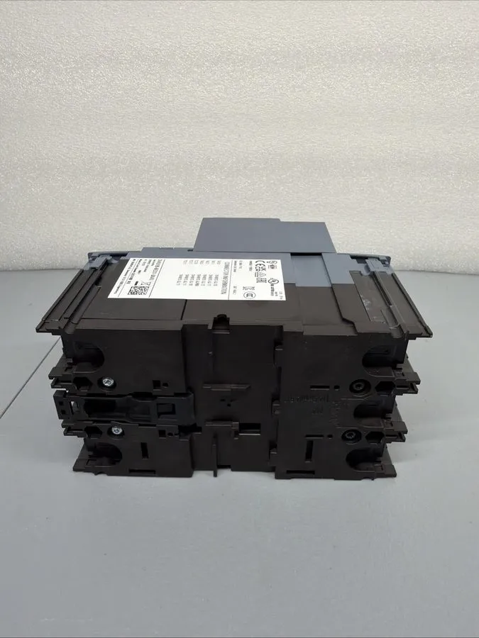 Автоматический выключатель Siemens 3VA5195-6ED31-0AA0 Circuit Breaker 15A w/ 3VA — фото лота 4