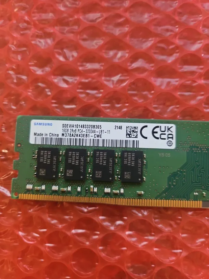 Модуль памяти SAMSUNG 16GB (1x16GB) 2RX8 PC4-3200AA DDR4 SERVER MEMORY M393A2K43