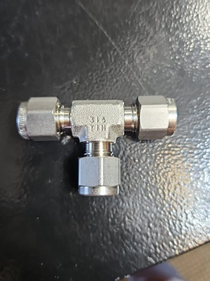 Фитинг Swagelok SS-400-3 Stainless Steel Swagelok Tube Fitting FNSP