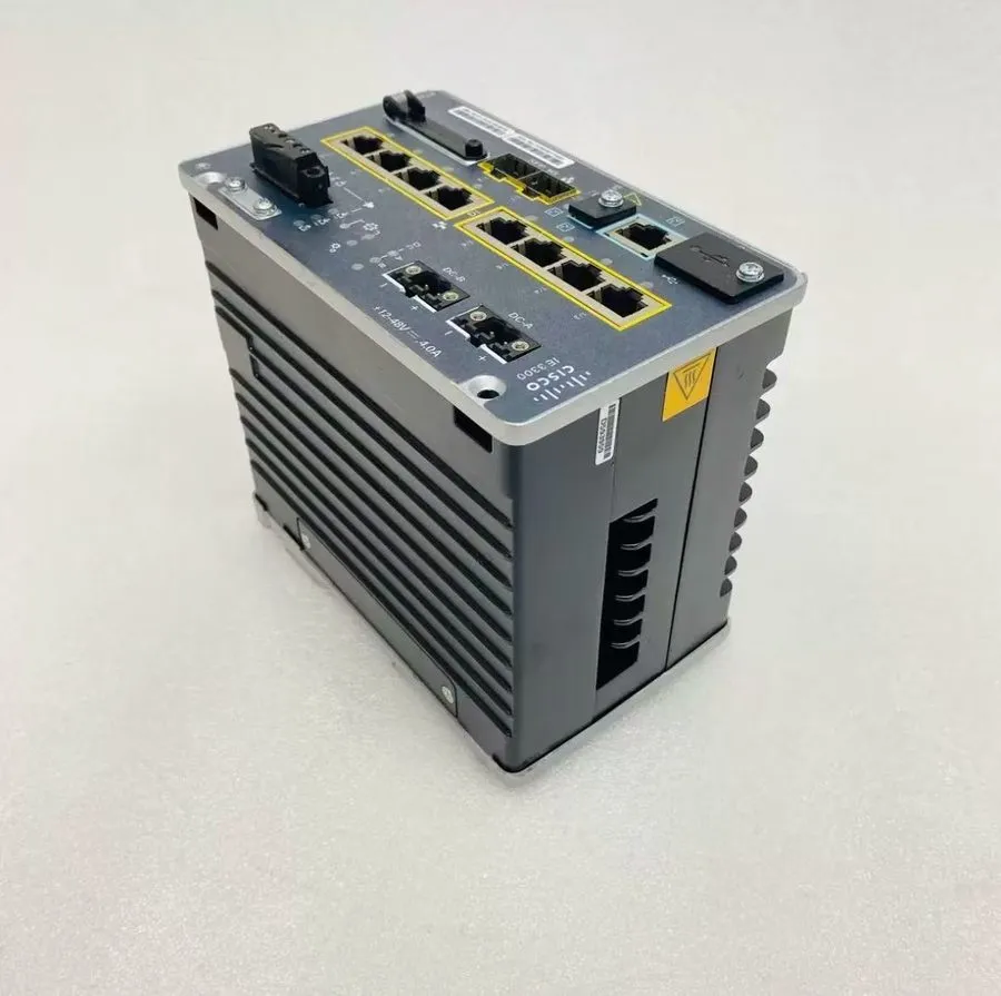 Коммутатор Cisco IE-3300-8U2X-A Switch