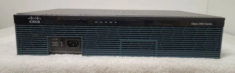 Маршрутизатор Cisco 2900 Series Integrated Service Router CISCO 2911 — фото лота 1