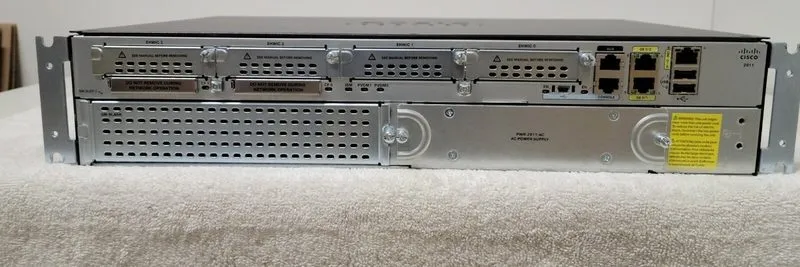 Маршрутизатор Cisco 2900 Series Integrated Service Router CISCO 2911 — фото лота 2