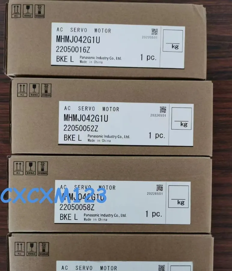 Серводвигатель Panasonic MINAS A5 400W servo motor MHMD042G1U
