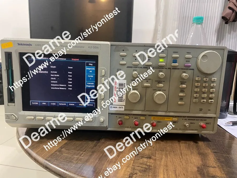 Генератор сигналов Tektronix AWG710B 2.1GHZ/4.2GS/s Arbitrary Waveform Generator