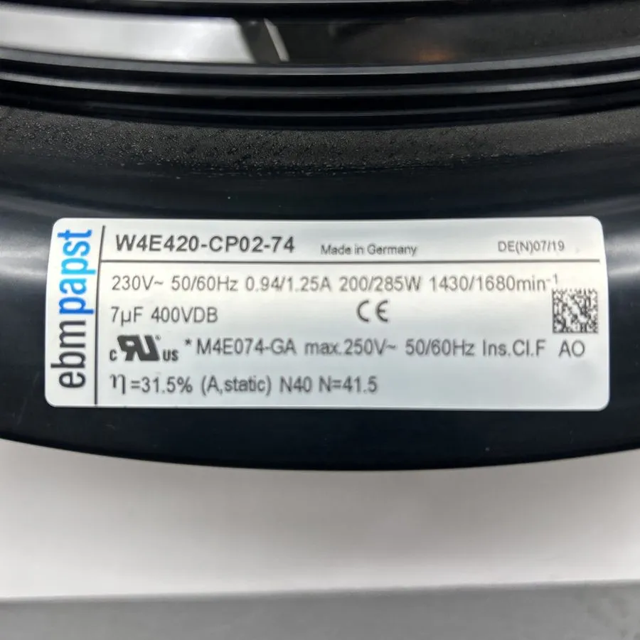 Вентилятор W4E420-CP02-74 EBM-PAPST AXIAL COOLING FAN 230v — фото лота 1