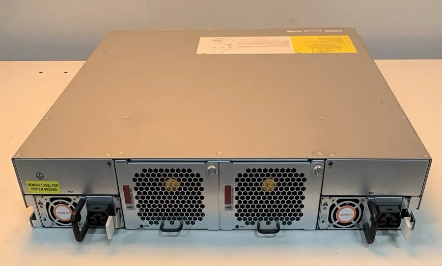 Коммутатор Cisco DS-C9396S-K9 96-Port Active 16GbE Multilayer Fabric Switch Dual