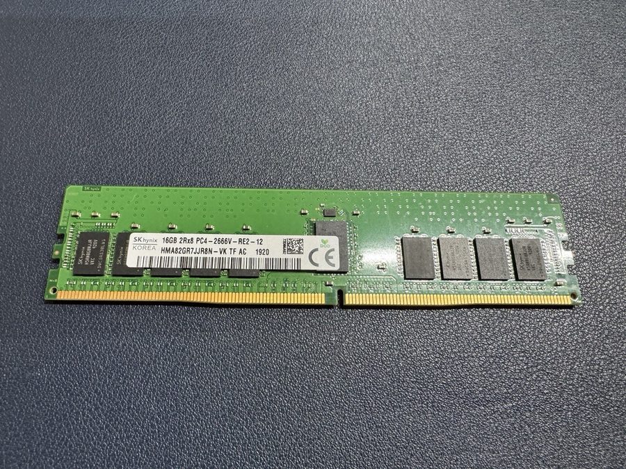 Модуль памяти SK hynix 16GB DDR4-2666 PC4-21300 2Rx8 ECC REG RDIMM HMA82GR7JJR8N — фото лота 2